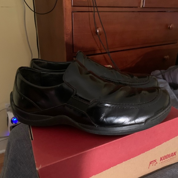 Kenneth Cole New York w/ Silver technology Blk Patented Leather shoes main image 4